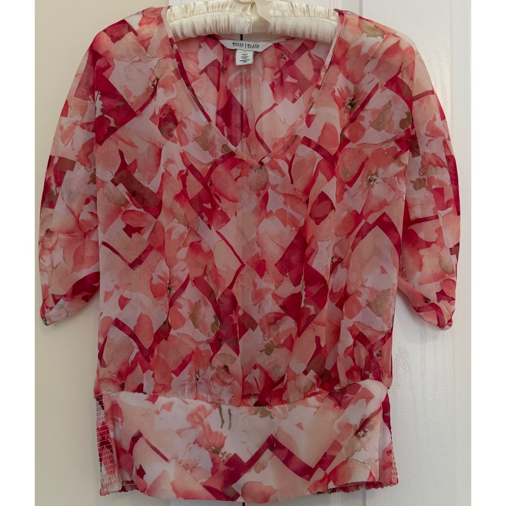 White House Black Market Pink Floral Chevron V-Neck Smocked‎ Blouse Small